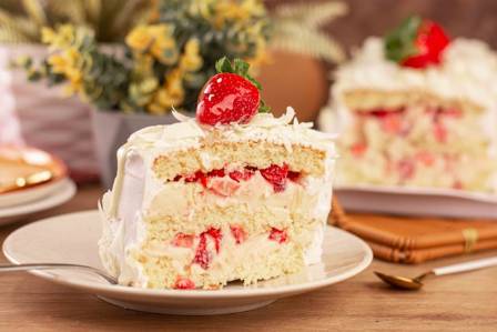 Ultimate Cream Slices with Puff Pastry and Vanilla Cream