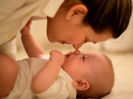 6 Ways to Engage in Playtime Activities with Your Baby